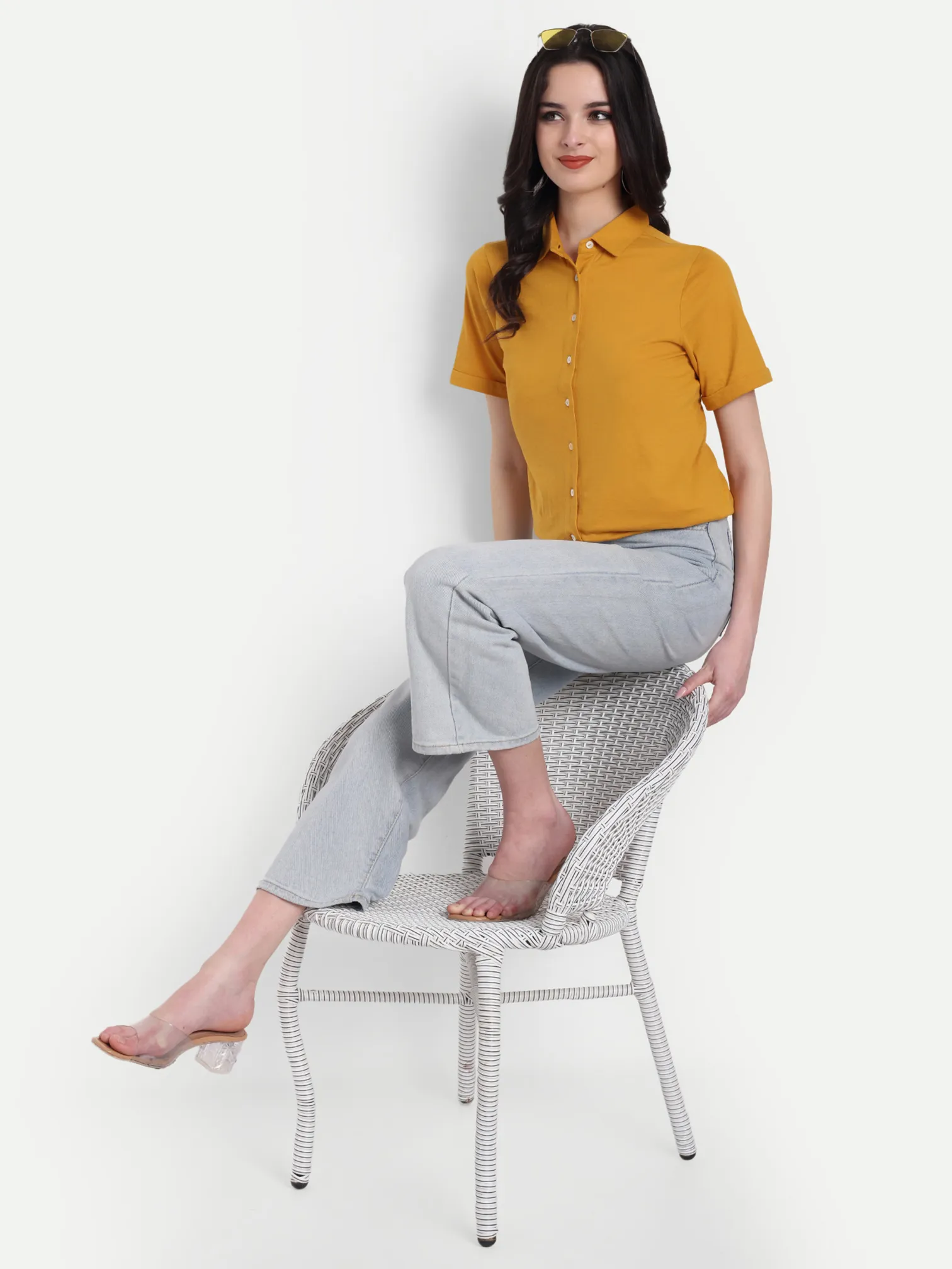 ecomm female shoot